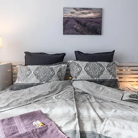 Apartment Photo Art *